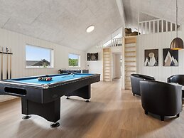 5 Star Holiday Home in Bogense