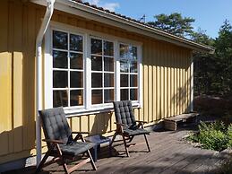 6 Person Holiday Home in Stromstad