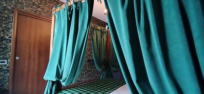 Binario Magic Hotel