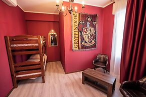 Binario Magic Hotel