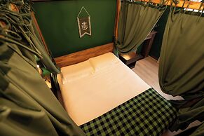Binario Magic Hotel