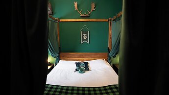 Binario Magic Hotel