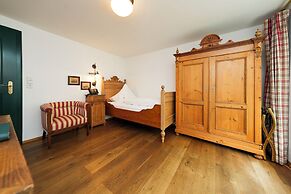 Hofgut Albführen - Hotel & Restaurant