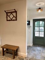 2-bedroom Cottage With Park and Deer Park