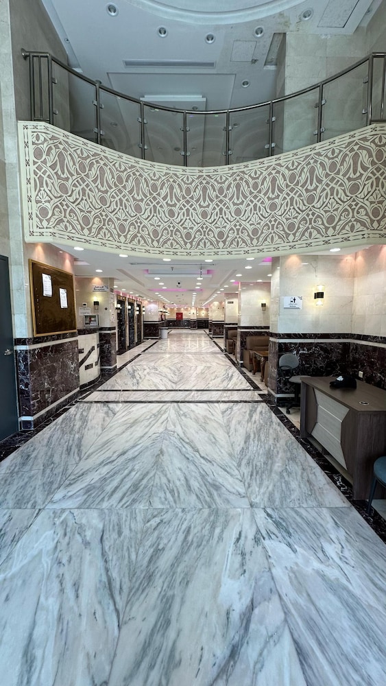 Mashrab Riwa Almansour Hotel