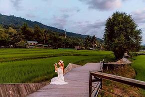Lomhaijai Homestay