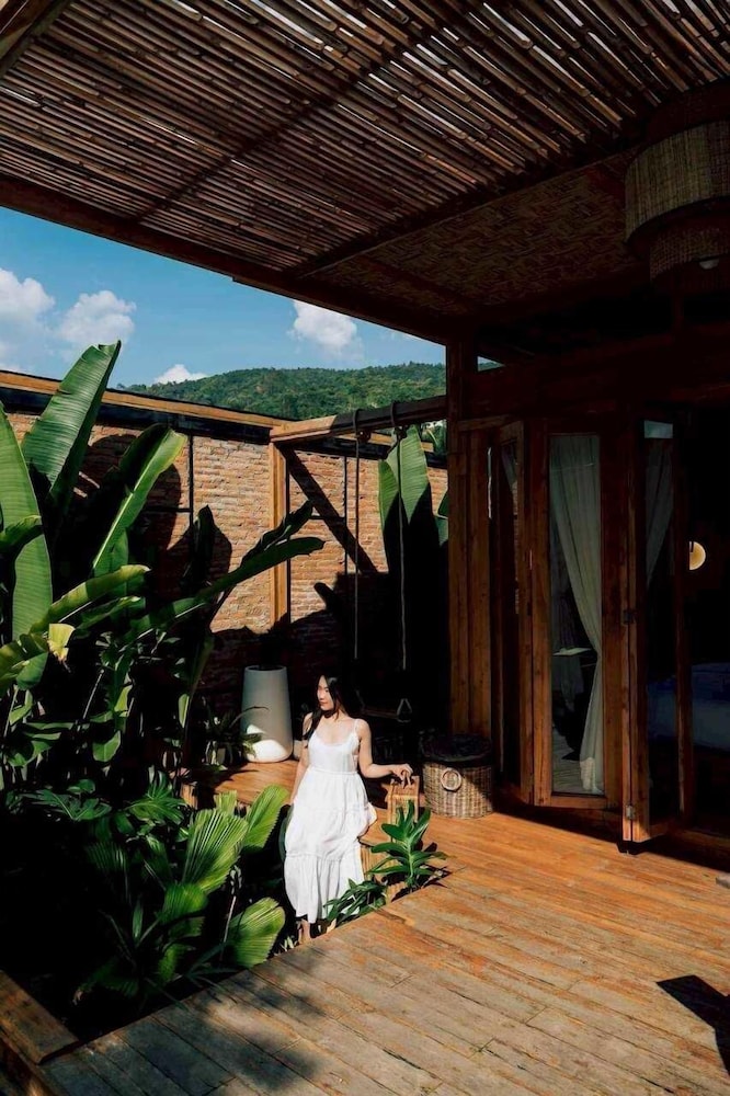 Lomhaijai Homestay