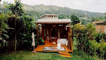 Lomhaijai Homestay