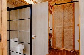 Lomhaijai Homestay