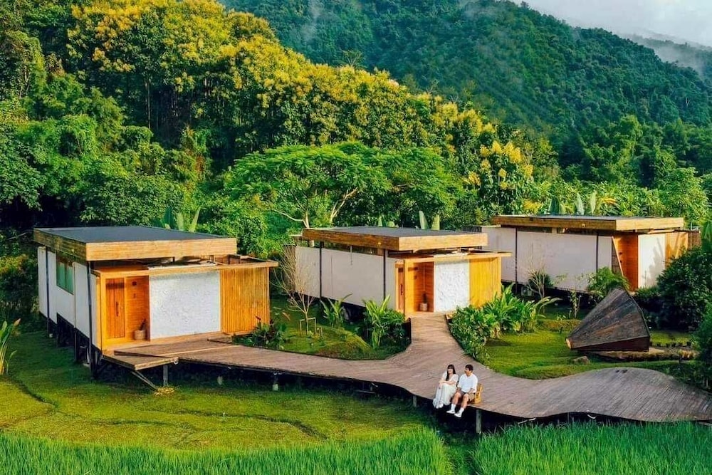 Lomhaijai Homestay
