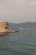 A/C Apt 2br/4p-2min to Plage de la Glaye/st-tropez