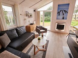 4 Star Holiday Home in Friedrichkoog