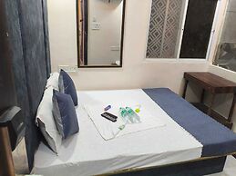 Shri Radha hotels
