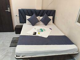Shri Radha hotels