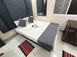 Shri Radha hotels