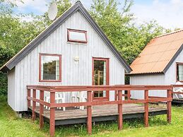 6 Person Holiday Park Home in Grindsted