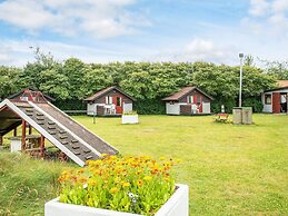 6 Person Holiday Park Home in Grindsted