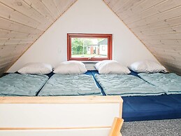 6 Person Holiday Park Home in Grindsted