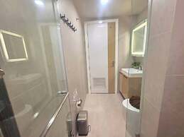 Room-a305 - 1 Bdr Condo With Sea View, A