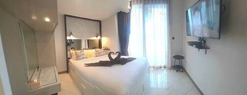 Room-a305 - 1 Bdr Condo With Sea View, A