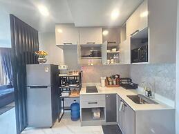 Room-a305 - 1 Bdr Condo With Sea View, A