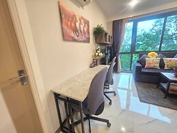 Room-a305 - 1 Bdr Condo With Sea View, A