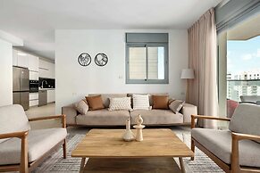 Fresh 3BR APT 32 Floor See View Tower