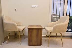 Hotel Noble Nook 100 ft. Road Indiranagar