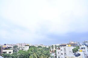 Hotel Noble Nook 100 ft. Road Indiranagar