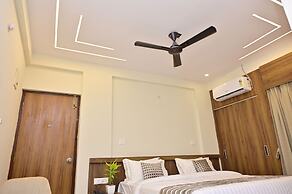 Hotel Noble Nook 100 ft. Road Indiranagar