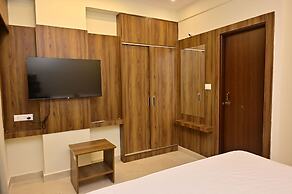 Hotel Noble Nook 100 ft. Road Indiranagar