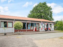 6 Person Holiday Park Home in Grindsted