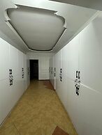Rooms Tolebi.