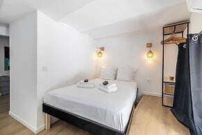 Modern a/c Apartment 2br/8p - Cannes