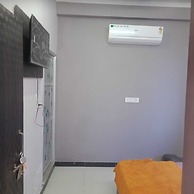 Hotel R D Palace