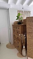 Palm Beach Vacaysuites - Bamboo Suite - Studio