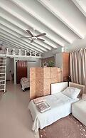 Palm Beach Vacaysuites - Bamboo Suite - Studio
