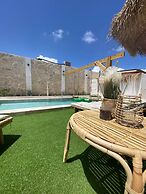 Palm Beach Vacaysuites - Bamboo Suite - Studio