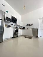Palm Beach Vacaysuites - Palm Suite 100m2