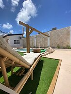 Palm Beach Vacaysuites - Palm Suite 100m2