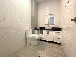STUDIO APART HOTEL ROOFTOP POOL BEACH