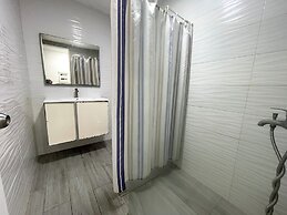 STUDIO APART HOTEL ROOFTOP POOL BEACH