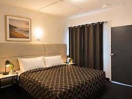 Jolly Knight Motel