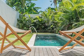 Sunny Villa Tumbak Bayuh