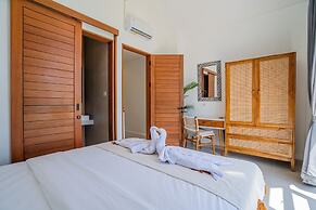 Sunny Villa Tumbak Bayuh
