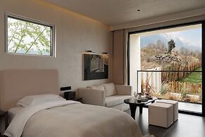 Floating Life Boundless Wild Resort