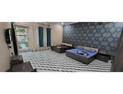 Saini Guest House