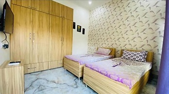 Saini Guest House