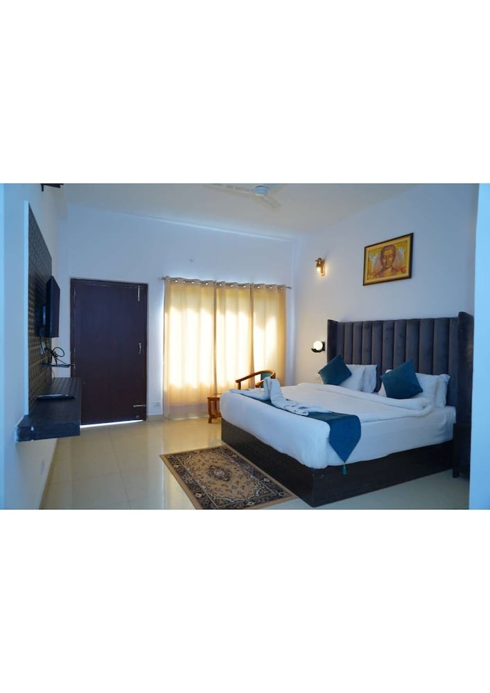 Blue River Resort
