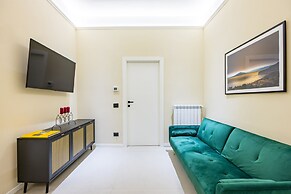 Modern Family Spacious Apartment Near Toledo